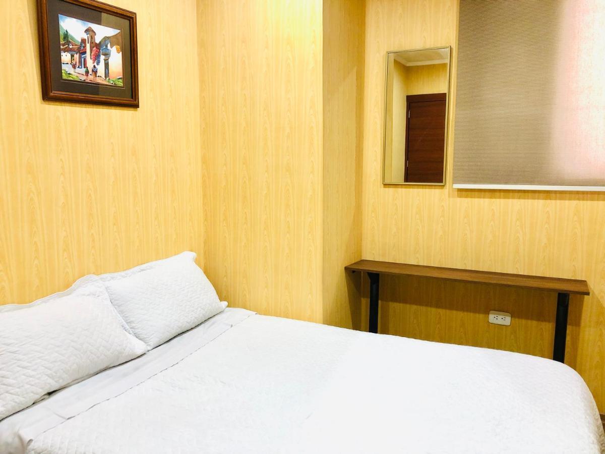 Хостел Quito Terrace Екстер'єр фото