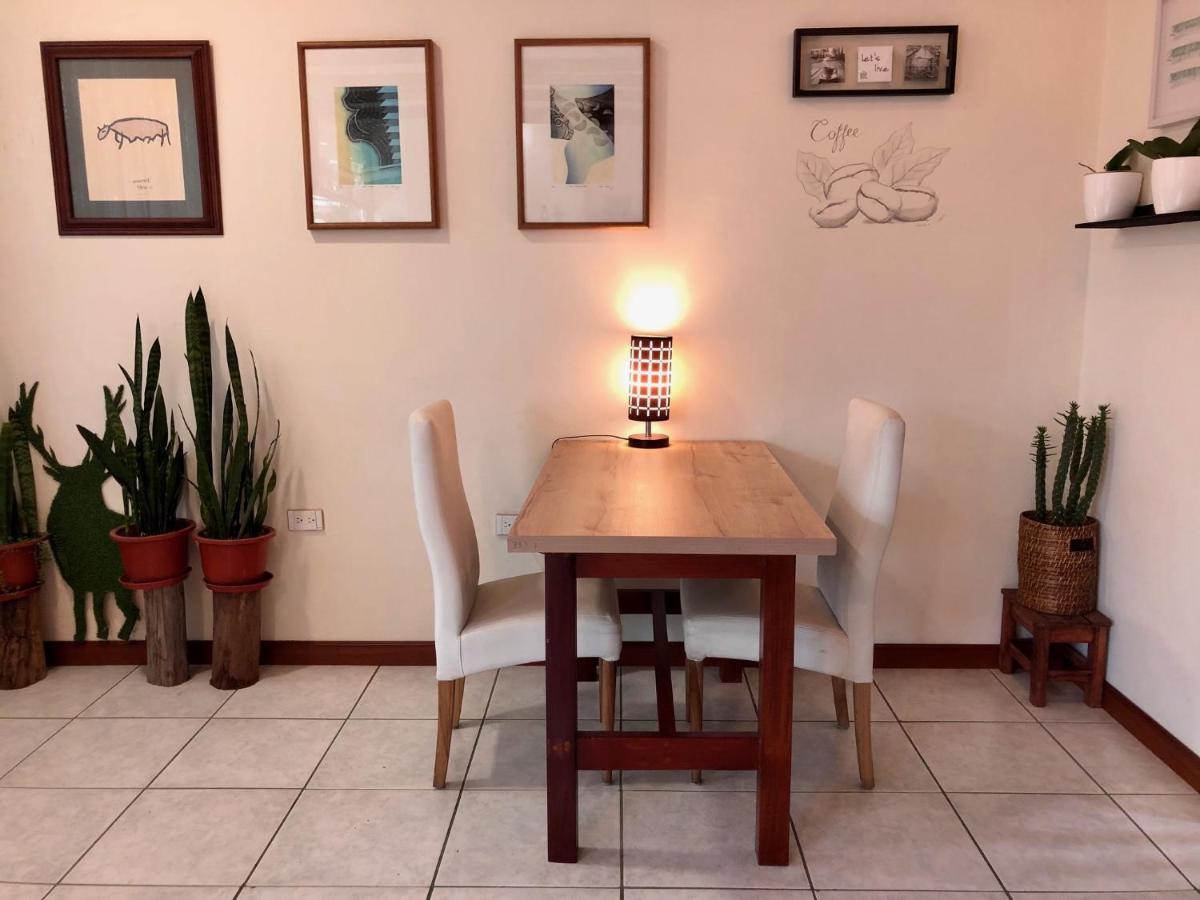 Хостел Quito Terrace Екстер'єр фото
