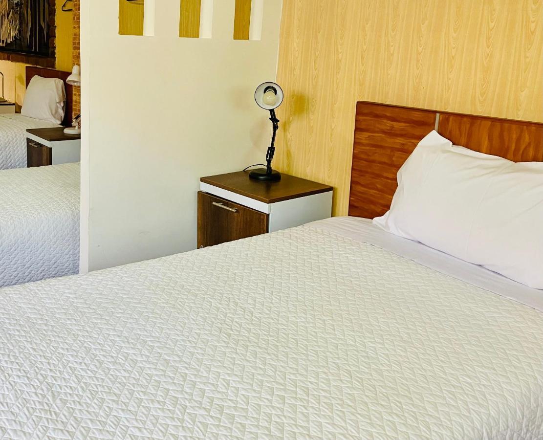 Хостел Quito Terrace Екстер'єр фото