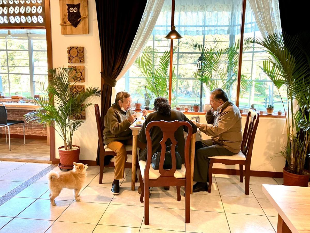Хостел Quito Terrace Екстер'єр фото