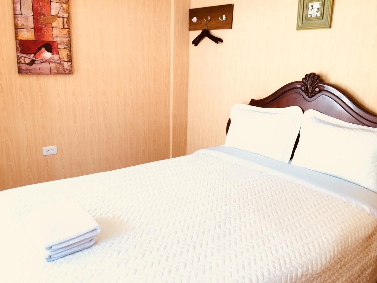 Хостел Quito Terrace Екстер'єр фото